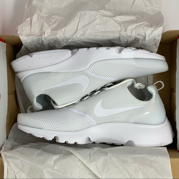 🆕 Nike Air Presto Fly Men’s Running- Triple White - Picture 3 of 8